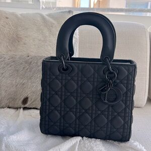 🖤🖤🖤 Dior Medium Lady Purse in Black Ultramatte